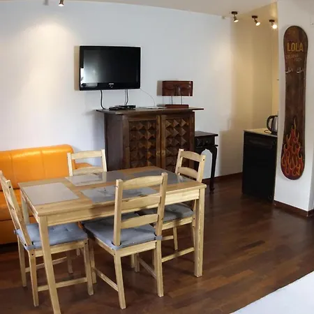 Апартаменты Lola *