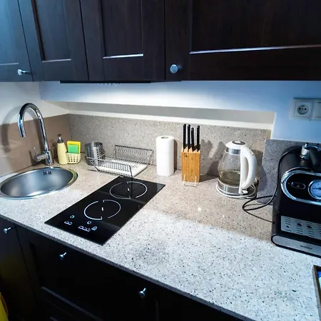 Lola Apartment *