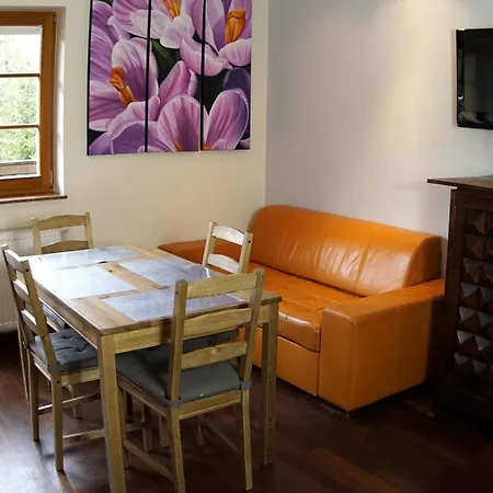Apartment Lola *