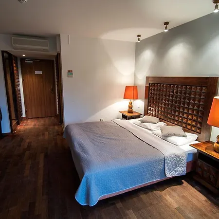 Lola Apartment